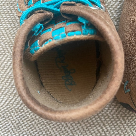 Blazin’ Roxx Infant Faux Leather Chukka Bootie. Brown W/Turquoise Weave. Sz 0-6M - Picture 8 of 15